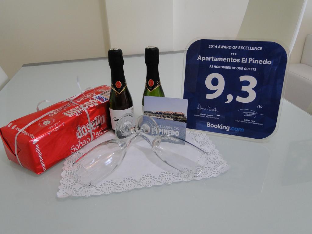 Apartamentos El Pinedo Ноха Стая снимка