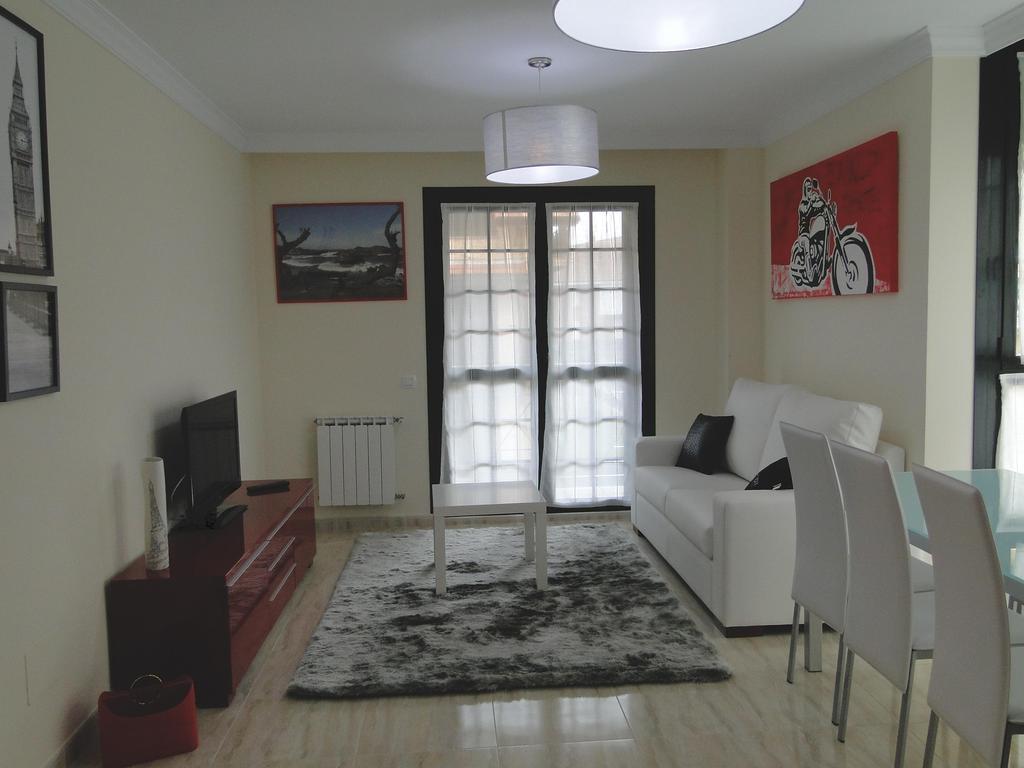 Apartamentos El Pinedo Ноха Екстериор снимка